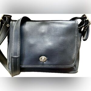 Vintage Coach navy blue, Leather Messenger Bag